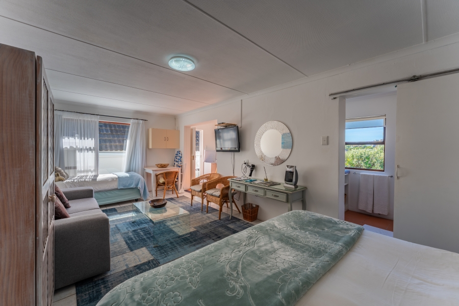 7 Bedroom Property for Sale in St Francis Bay Village Eastern Cape